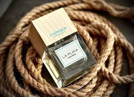 Аромат Carner Barcelona Palo Santo – Путешествие в мир древесных нот